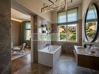 Prvorepubliková vila se zahradou v jedné z nejžádanějších částí Českých Budějovic. - Vizualizace koupelny