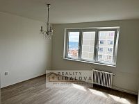 Prodej 2+kk, OV, 40 m2, Ústí nad Labem, Šrámkova - IMG_6520.jpeg