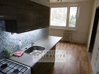 Pronájem 2+1/L, DV, 68 m2, Ústí nad Labem, Mojžíř, Jindřicha Plachty - P1010209.JPG