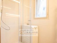 Pronájem 2+1 - přízemí, OV, 61m2, Ústí nad Labem - Klíše, Gočárova - byt2_prizemi_koupelna1.jpg