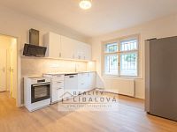 Pronájem 2+1 - přízemí, OV, 61m2, Ústí nad Labem - Klíše, Gočárova - byt2_prizemi_kuchyne.jpg