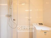 Pronájem 2+1 - 1. patro, OV, 61m2, Ústí nad Labem - Klíše, Gočárova - byt3_prvni_patro_koupelna3.jpg