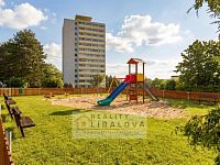 Prodej 1+kk/L, OV, 22 m2, Ústí nad Labem - centrum, Hoření - IMG_1756-leto.jpg