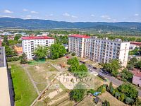 Pronájem 1+1, OV, 33 m2, Ústí nad Labem, Všebořice, Zahradní - DJI_0805.jpg