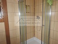 Rodinný dům na samotě s rybníkem a vlastním lesem za zády - DSCN2322.JPG