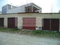 Klatovy řadová garáž s elektrikou