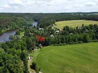 Rekreační chata u řeky Otavy v lokalitě "U Caisů" Vrcovice - DJI_0289.JPG