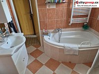 Prodej cihlového RD, Dobronín, okr. Jihlava - Fotka 22
