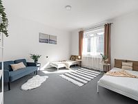 Prodej řadového RD, 296 m², Jihlava, Úprkova - Fotka 8