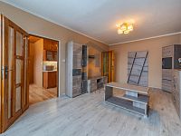 Byt 2+1, OV, 61 m2, 3.NP ul. Fibichova, Karlovy Vary - Stará Role. - Fotka 8