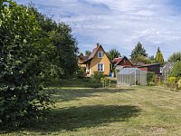 Rekreační objekt,  chata , zahrada, pozemek 774 m2, lokalita U hřiště, Horní Slavkov, Sokolov. - Fotka 11