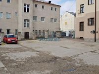 Pronájem parkovacích míst v centru - Litvínov, Jiráskova - Fotka 5