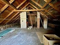 Rodinný dům na prodej – ideální k rekonstrukci - Fotka 14