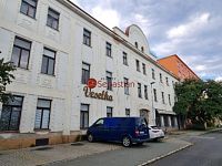 Kanceláře, dílny, ateliéry  v centru Pardubic - Veselka - Fotka 3