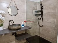 Pronájem bytu 2+kk v centru České Lípy - Fotka 2