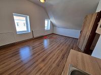 Pronájem bytu 1+kk v Dubí, ulice Mírová (8) - Fotka 5