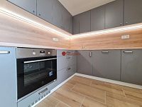 Pronájem bytu 2+1 v ulici A.Sochora v Teplicích (1003) - Fotka 11