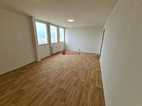 Pronájem bytu 2+1 v ulici A.Sochora v Teplicích (1003) - Fotka 9