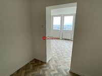 Pronájem bytu 1+1 v ulici A.Sochora v Teplicích (905) - Fotka 5