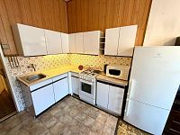 Pronájem bytu 1+1 v ulici Zelená, Praha - Fotka 2