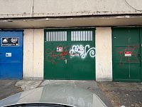 Pronájem nebytových prostor v ulici Hartigova, Praha - Žižkov - Fotka 1