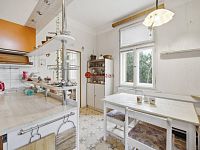 Prostorný rodinný dům se zahradou, Pardubice – Wintrova II - Fotka 6