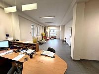 Samostatná komerční budova 530 m² k pronájmu – Pelhřimov, areál ALFATEX (C0101, C0201) - Fotka 5