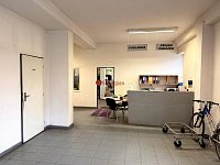Samostatná komerční budova 530 m² k pronájmu – Pelhřimov, areál ALFATEX (C0101, C0201) - Fotka 8