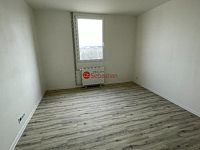 Pronájem bytu 2+1 v ulici A.Sochora v Teplicích (1101) - Fotka 10