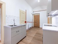 Pronájem zrekonstruovaného bytu 2+1, 59 m² – Praha, Na Zderaze - Fotka 2