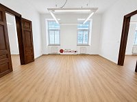 Pronájem kancelářských prostor, 182 m² – Wlachův dům, tř. Míru, Pardubice - Fotka 16