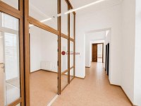 Pronájem kancelářských prostor, 182 m² – Wlachův dům, tř. Míru, Pardubice - Fotka 8