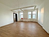 Pronájem rekonstruovaných kancelářských prostor, 182 m² – Wlachův dům, třída Míru, Pardubice - Fotka 13
