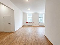 Pronájem moderního bytu 3+kk, 71 m² – Wlachův dům, tř. Míru, Pardubice - Fotka 6