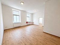 Pronájem moderního bytu 3+kk, 71 m² – Wlachův dům, tř. Míru, Pardubice - Fotka 7