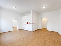 Pronájem moderního bytu 3+kk, 71 m² – Wlachův dům, tř. Míru, Pardubice - Fotka 8