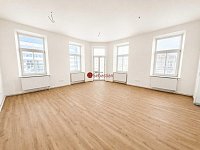 Pronájem moderního bytu 3+kk, 106 m² – Wlachův dům, tř. Míru, Pardubice - Fotka 7
