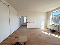 Pronájem rekonstruovaného bytu 3+kk, 106 m² – Wlachův dům, tř. Míru, Pardubice - Fotka 12