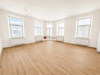 Pronájem rekonstruovaného bytu 3+kk, 106 m² – Wlachův dům, tř. Míru, Pardubice - Fotka 7