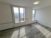 Pronájem bytu 3+1 v ulici A.Sochora v Teplicích (803) - Fotka 6