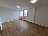 Pronájem bytu 1+1 v ulici A.Sochora v Teplicích (605) - Fotka 5