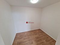 Pronájem bytu 1+1 v ulici A.Sochora v Teplicích (605) - Fotka 6