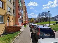 Pronájem zrekonstruovaného bytu 1+1 v ul. K. H. Borovského, Most - Fotka 2