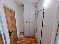 Pronájem zrekonstruovaného bytu 1+1 v ul. K. H. Borovského, Most - Fotka 9