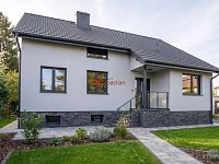 Rodinný dům s velkorysým prostorem a zahradou v klidné části Rožmitálu pod Třemšínem - Fotka 28