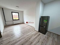 Pronájem nového bytu 3+kk na náměstí Míru v Litvínově - Fotka 2