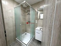 Pronájem nového bytu 1+1, 64 m2 na náměstí Míru v Litvínově - Fotka 7