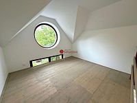 Pronájem nového bytu 1+kk, 60m2 na náměstí Míru v Litvínově - Fotka 5
