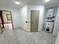 Pronájem nového bytu 1+kk, 60m2 na náměstí Míru v Litvínově - Fotka 7