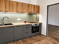 Pronájem moderního bytu 2+kk, 50 m² – Hostovice